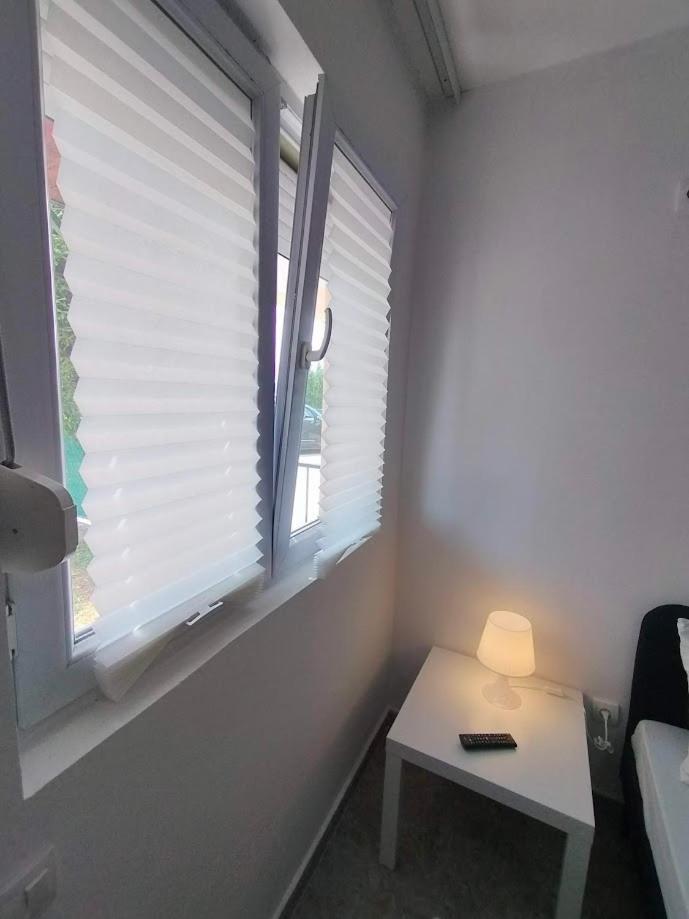 A1 - Airport Belgrade Apartment Pokoj fotografie